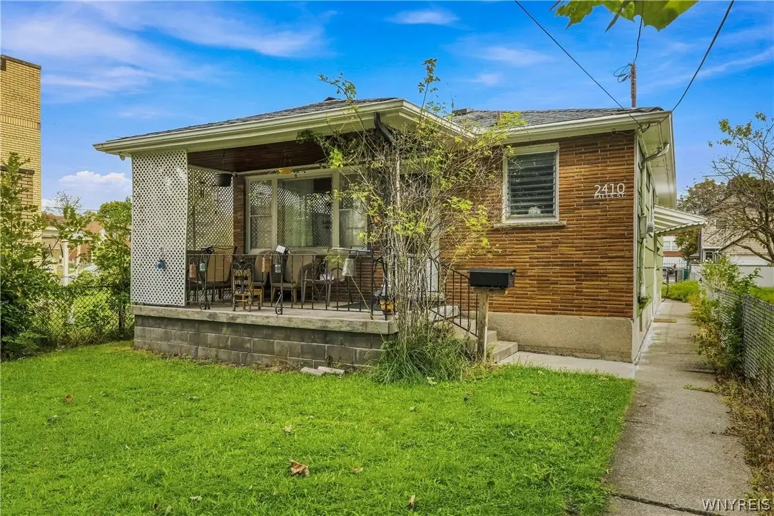 2410 Falls Street, Niagara Falls, NY 14303 - #1