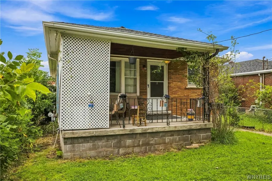 2410 Falls Street, Niagara Falls, NY 14303 - #3
