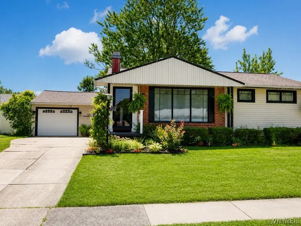 320 Yorkshire Road, Tonawanda, NY 14150 - #1