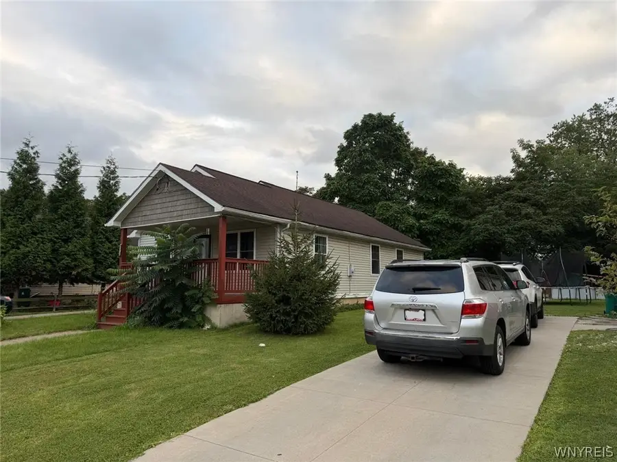 98 Fox Street, Buffalo, NY 14212 - #3