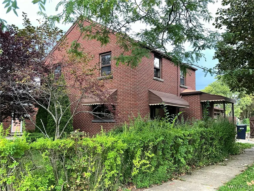 2104 Walnut Avenue, Niagara Falls, NY 14301 - #1