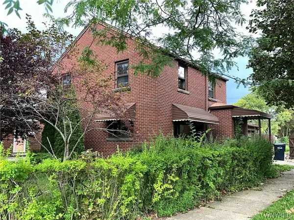 2104 Walnut Avenue, Niagara Falls, NY 14301