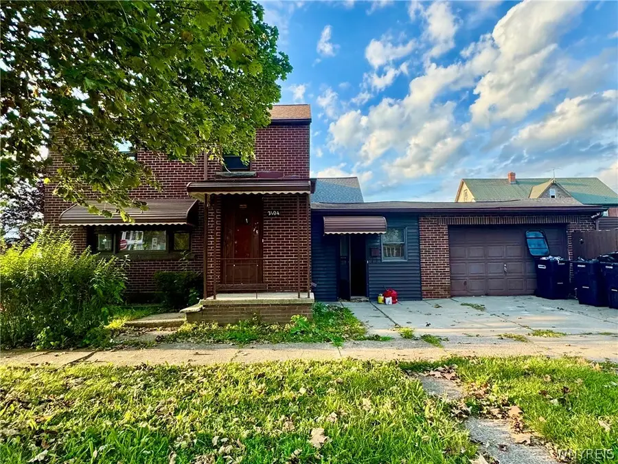 2104 Walnut Avenue, Niagara Falls, NY 14301 - #2