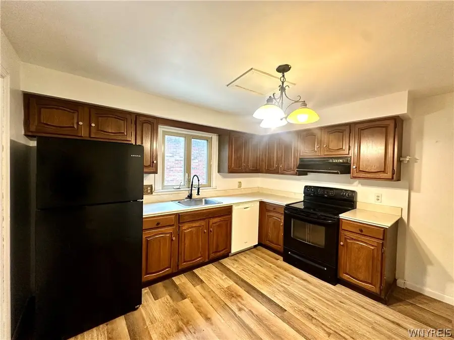 2104 Walnut Avenue, Niagara Falls, NY 14301 - #3