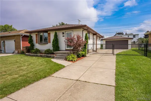 121 Saint Felix Avenue, Buffalo, NY 14227