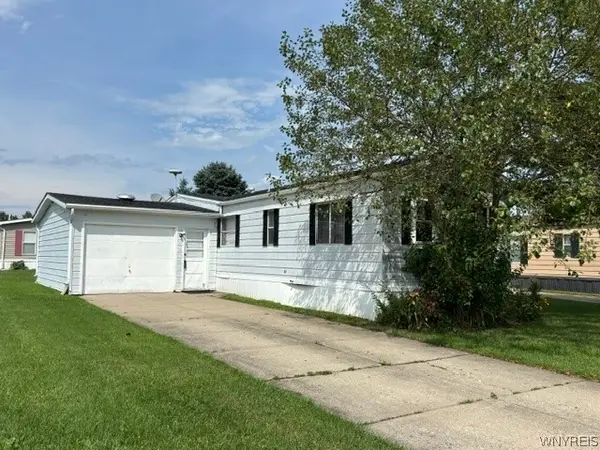 37 Golden Pond, Akron, NY 14001