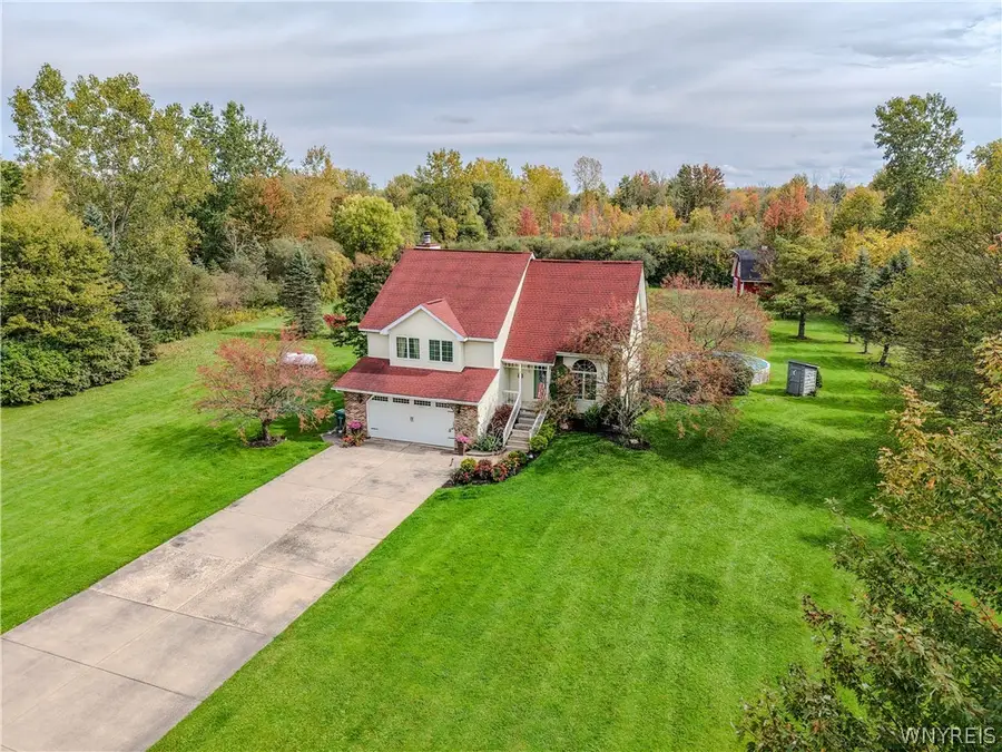 6129 Crosby Road, Lockport, NY 14094 - #3