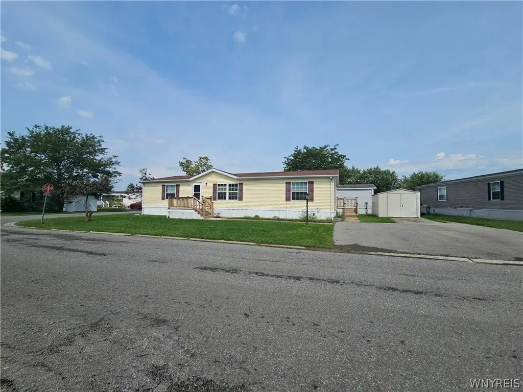 322 Evergreen Drive, Lockport, NY 14094 - #1
