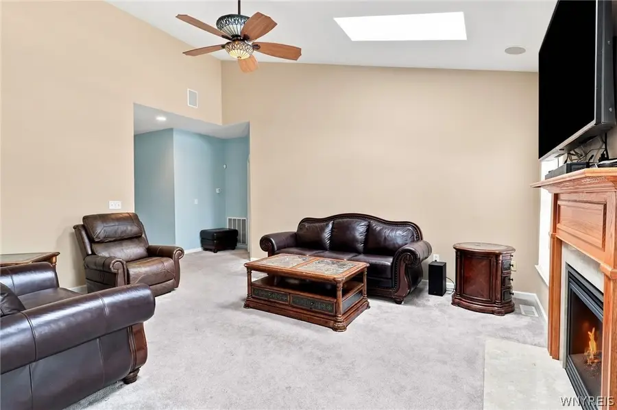 2437 King Fisher Lane, Niagara Falls, NY 14304 - #2
