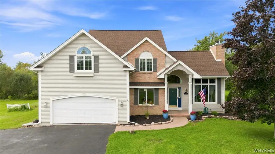 6914 Townline Road, North Tonawanda, NY 14120 - #2