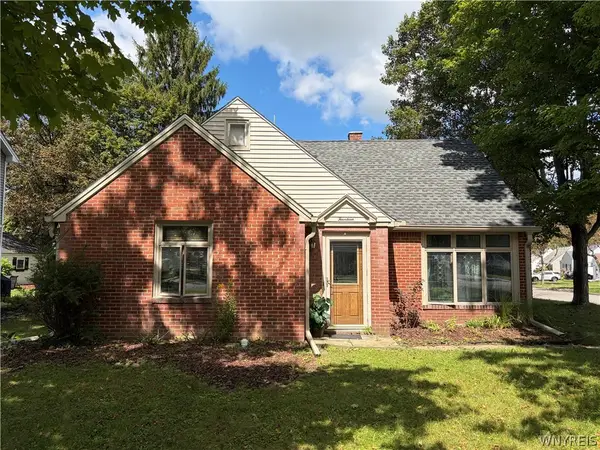 14 Grant Street, Lancaster, NY 14086
