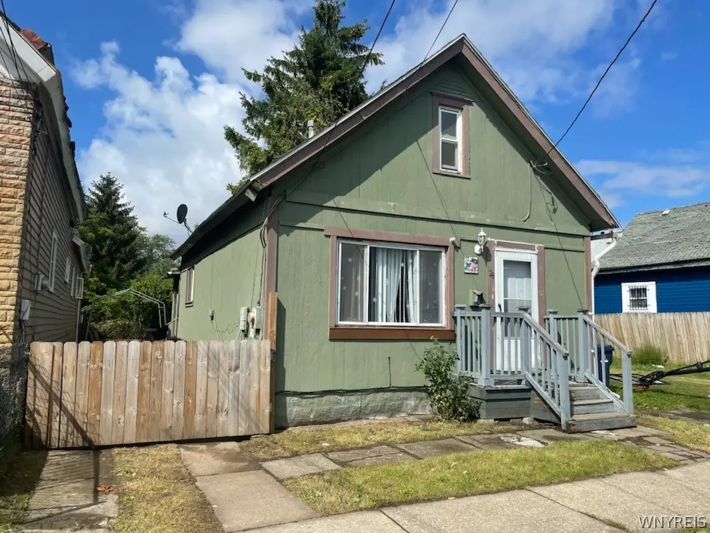 28 Townsend Street, Buffalo, NY 14206 - #1
