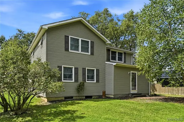 1021 Orchard Park Road, Buffalo, NY 14224