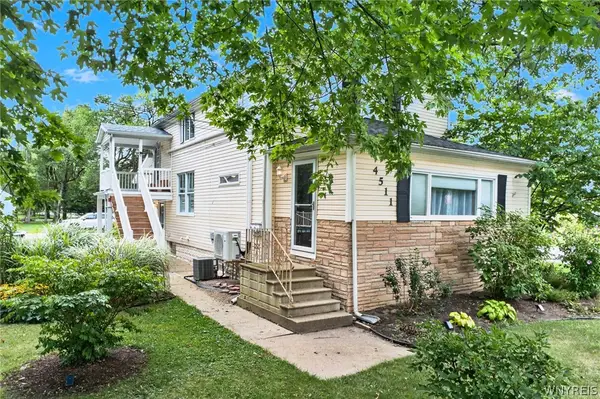4511 Abbott Road, Orchard Park, NY 14127