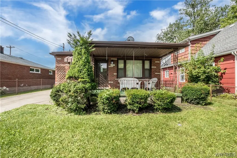 412 72nd Street, Niagara Falls, NY 14304 - #3