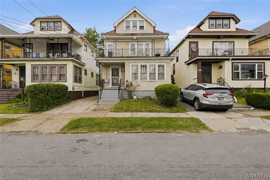 218 Cambridge Avenue, Buffalo, NY 14215 - #1