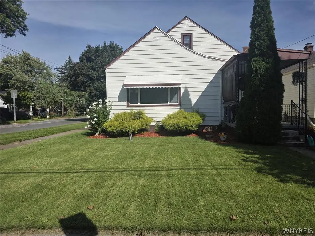 563 31st Street, Niagara Falls, NY 14301 - #1