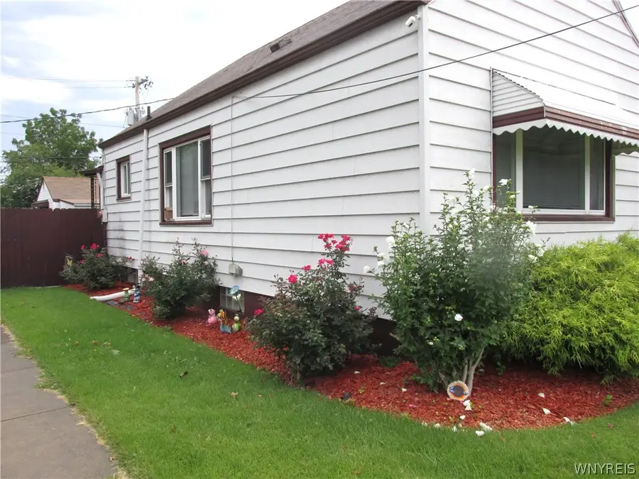 563 31st Street, Niagara Falls, NY 14301 - #2