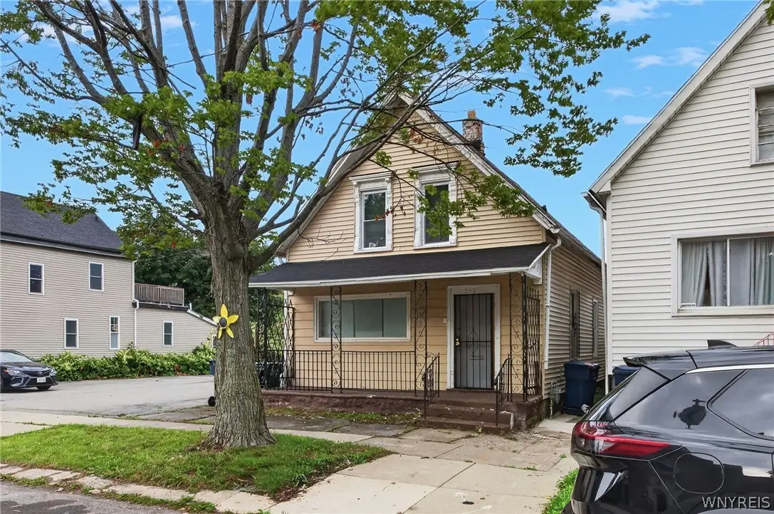 157 15th Street, Buffalo, NY 14213 - #1