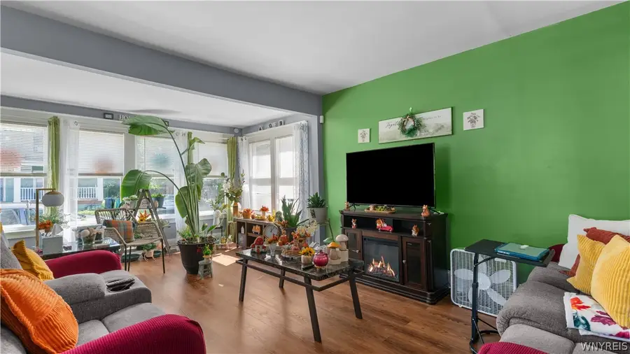 28 Norma Place, Buffalo, NY 14214 - #3