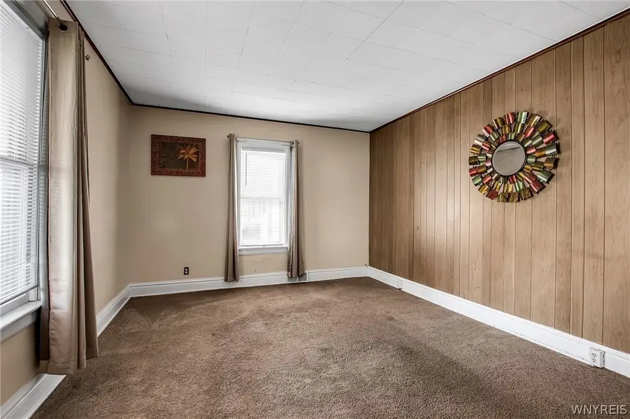 563 Tronolone Place, Niagara Falls, NY 14301 - #3