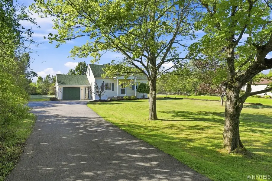 109 Westwood Road, Lancaster, NY 14086 - #2