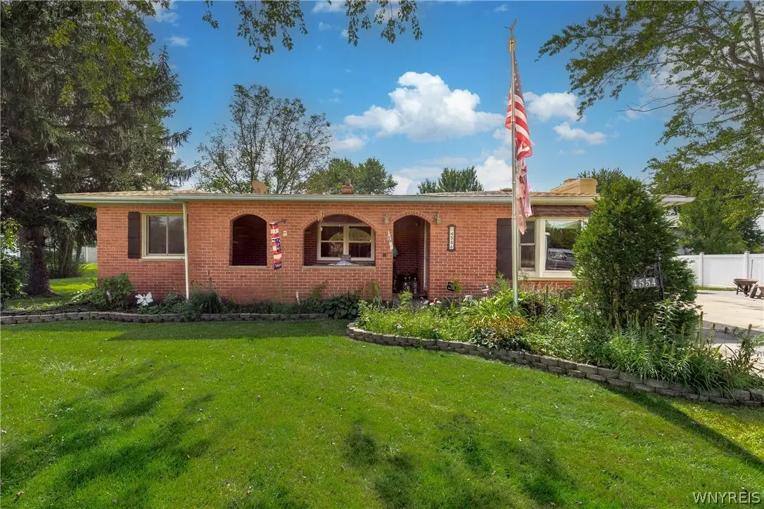 4554 Meyer Road, North Tonawanda, NY 14120 - #1