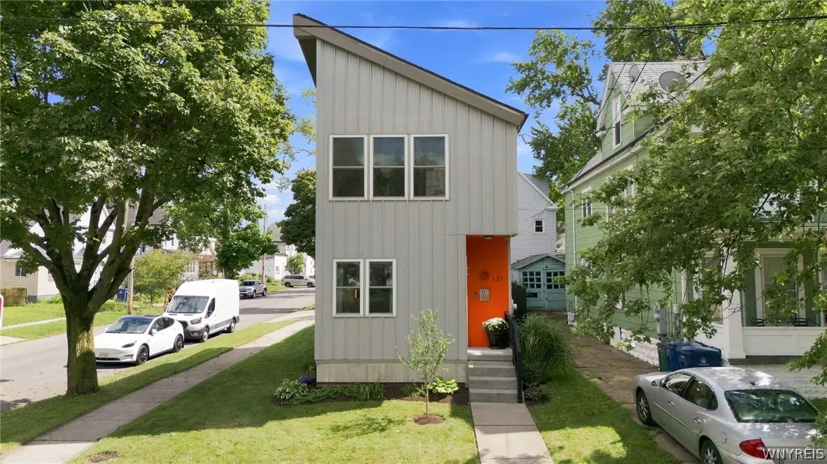 121 School Street, Buffalo, NY 14213 - #1