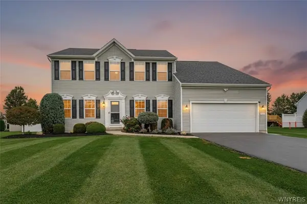 4965 Devonshire Lane, Lockport, NY 14094