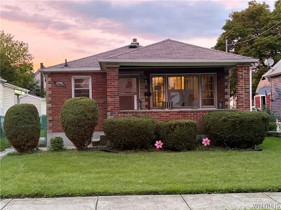 2750 La Salle Avenue, Niagara Falls, NY 14301 - #3