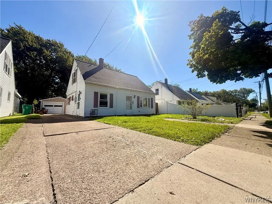 537 77th Street, Niagara Falls, NY 14304 - #3