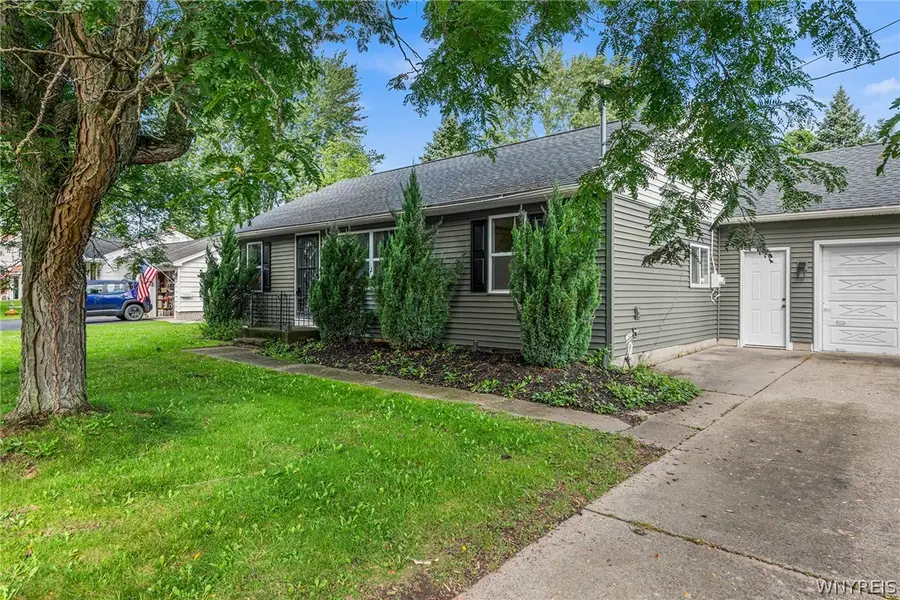 6327 Dorchester Road, Lockport, NY 14094 - #3