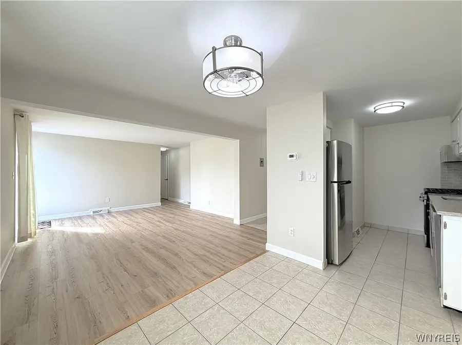 61C Georgian Apt 2 Lane #2, Buffalo, NY 14221 - #3