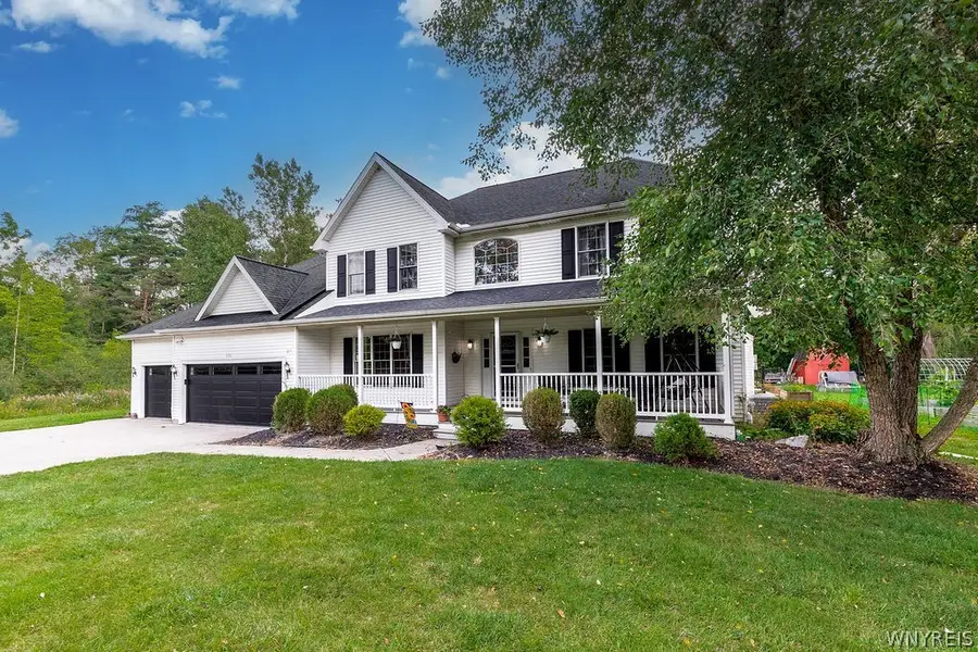 531 Willardshire Road, Orchard Park, NY 14127 - #2