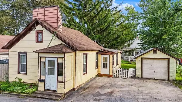 22 Works Place, Lockport, NY 14094
