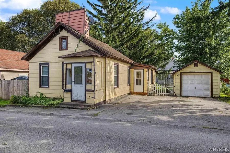 22 Works Place, Lockport, NY 14094 - #2