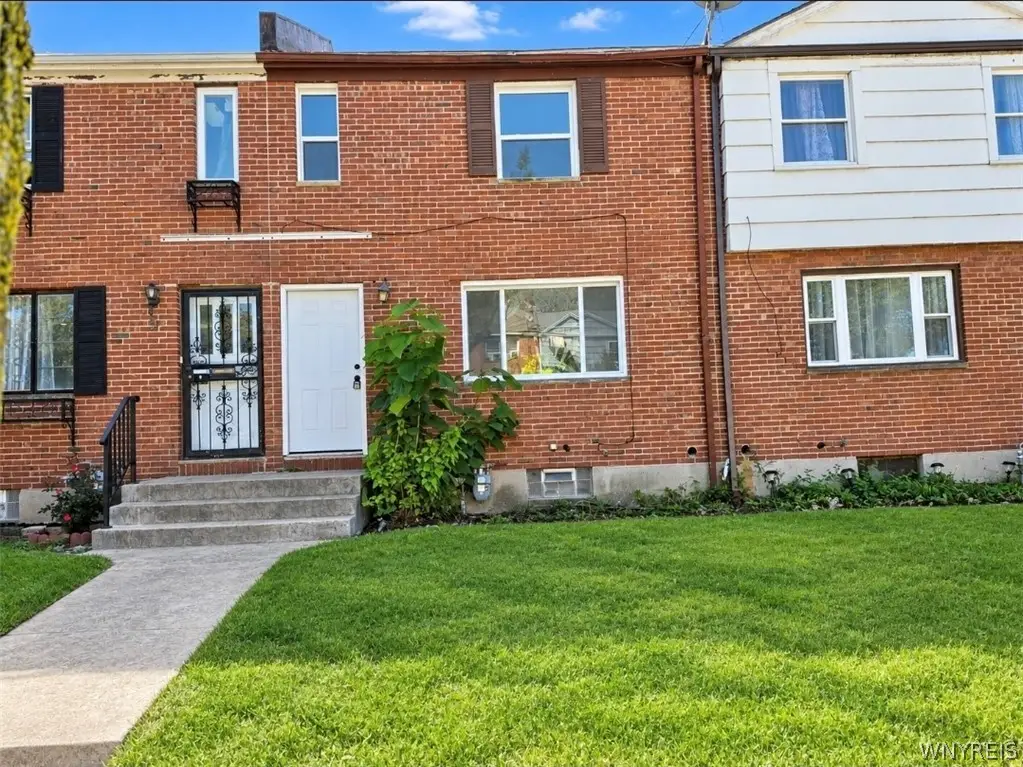 7 Bennett Village, Buffalo, NY 14214 - #1
