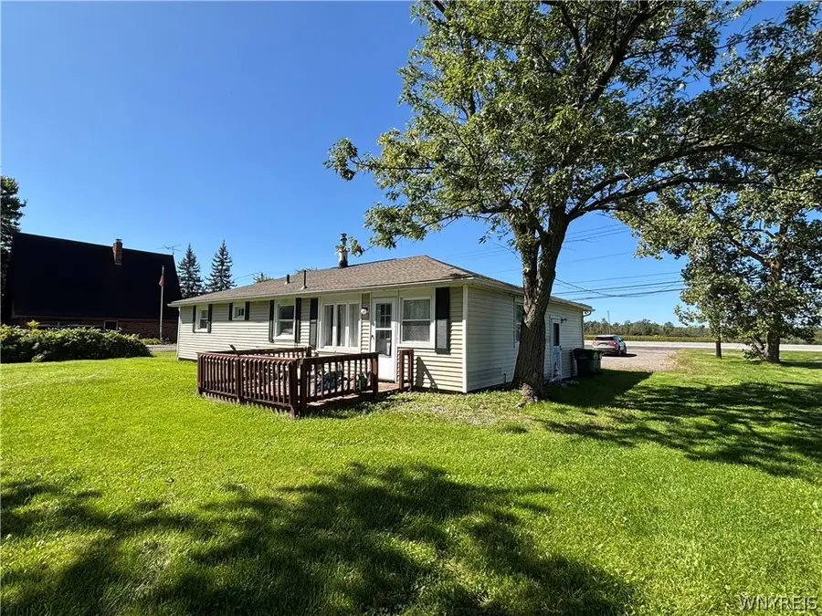 6615 S Transit Road, Lockport, NY 14094 - #2