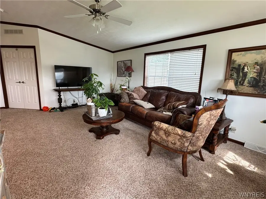 188 Ash Street, Lockport, NY 14094 - #2
