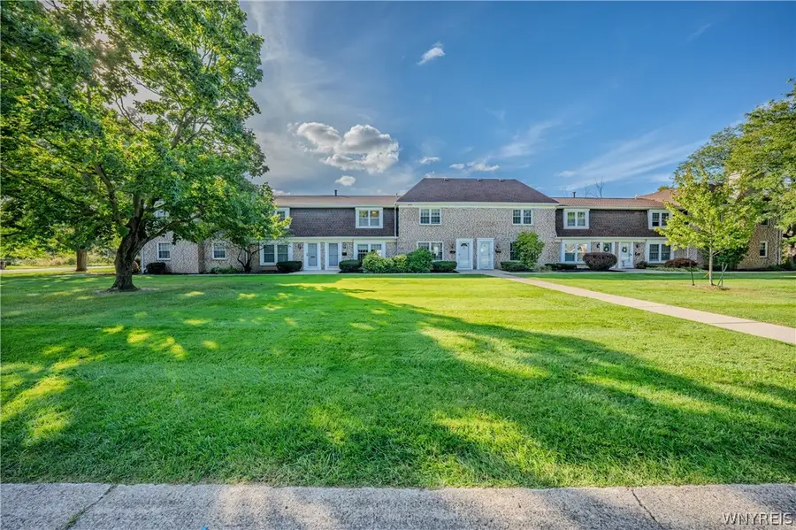 105 Carriage Drive #3, Orchard Park, NY 14127 - #3