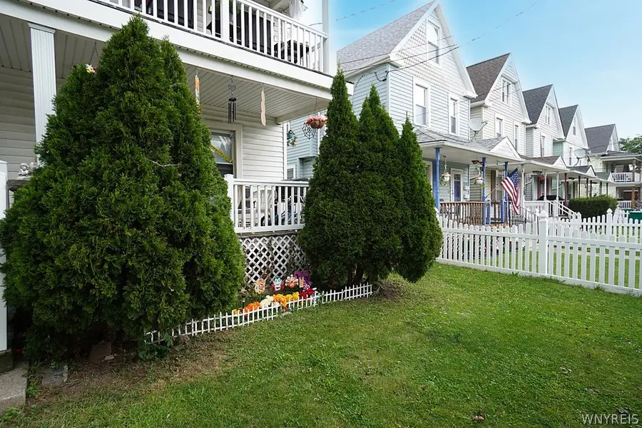 1304 Walnut Avenue, Niagara Falls, NY 14301 - #3