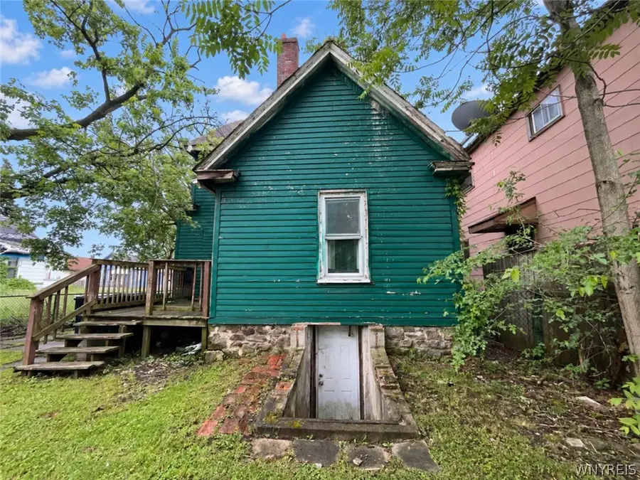 1146 Whitney Avenue, Niagara Falls, NY 14301 - #3
