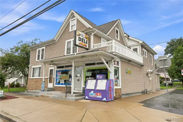 83 John Street, Akron, NY 14001