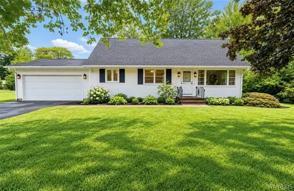 6494 Versailles Road, Lake View, NY 14085