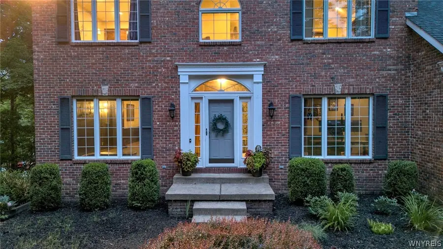 914 Underhill Road, East Aurora, NY 14052 - #2