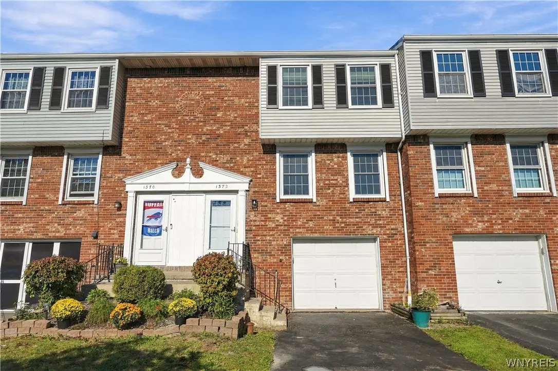 1372 Independence Drive, Derby, NY 14047 - #1