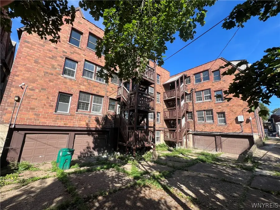 565 7th Street, Niagara Falls, NY 14301 - #3