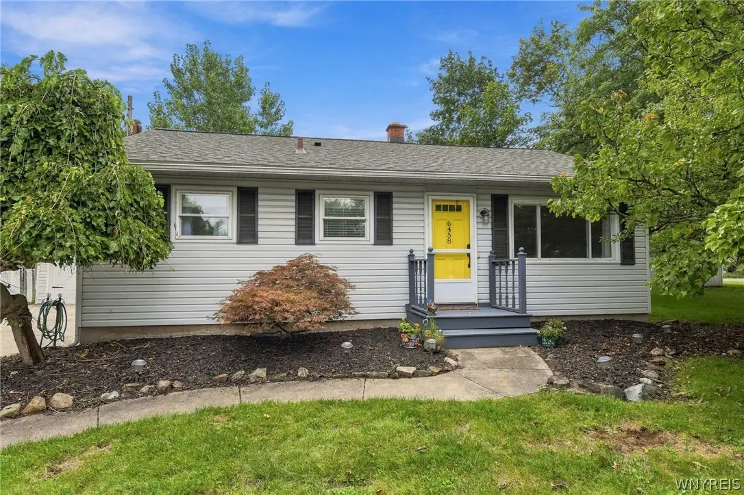 6458 Cloverleaf Drive, Lockport, NY 14094 - #1