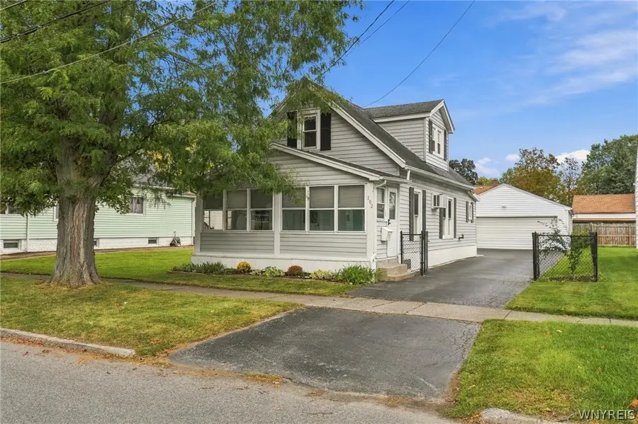 102 16th Avenue, North Tonawanda, NY 14120 - #3