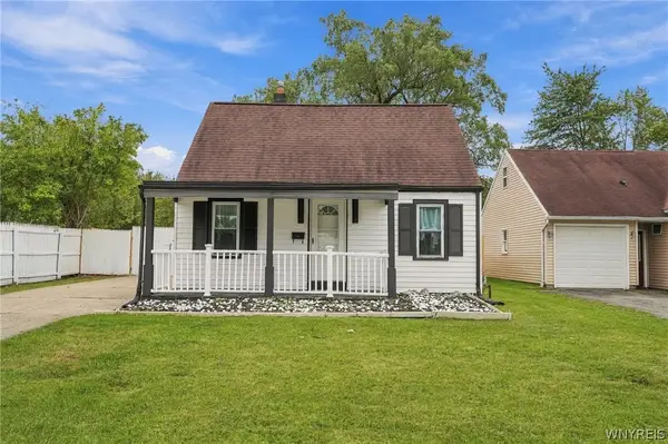 61 Spruce Road, Buffalo, NY 14226